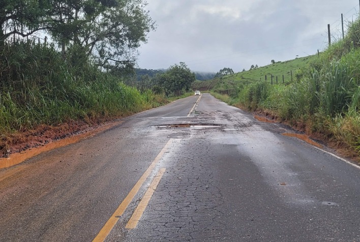 Rodovia entre Viçosa e Lafaiete é uma das piores de MG, aponta pesquisa