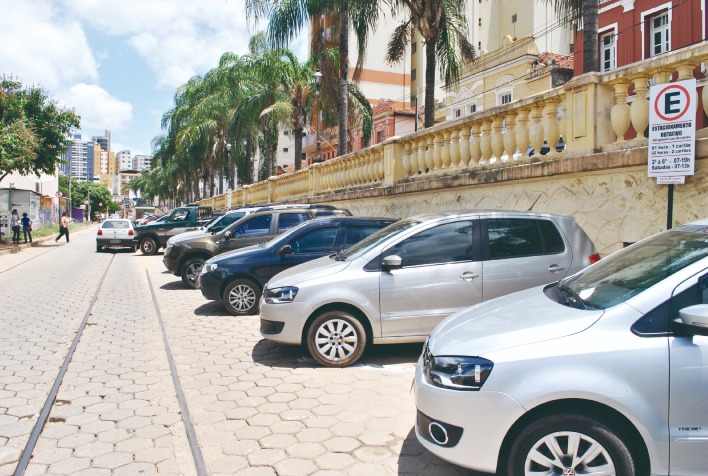 Viçosa voltará a ter estacionamento rotativo na região central