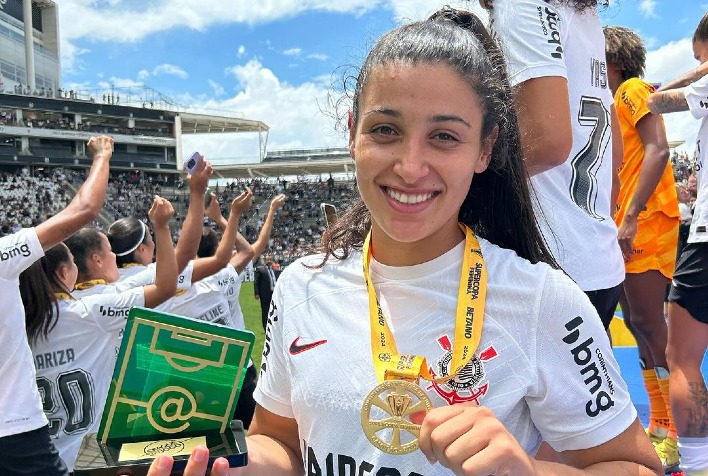 Atleta de Jequeri marca gol do título para o Corinthians feminino na Supercopa do Brasil