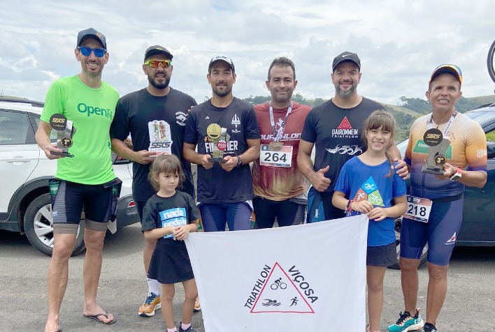 Prova em Juiz de Fora abre temporada 2024 para equipe viçosense de triathlon