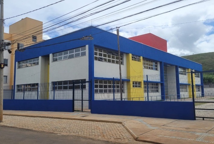 Prefeitura de Viçosa inaugura creche no Silvestre