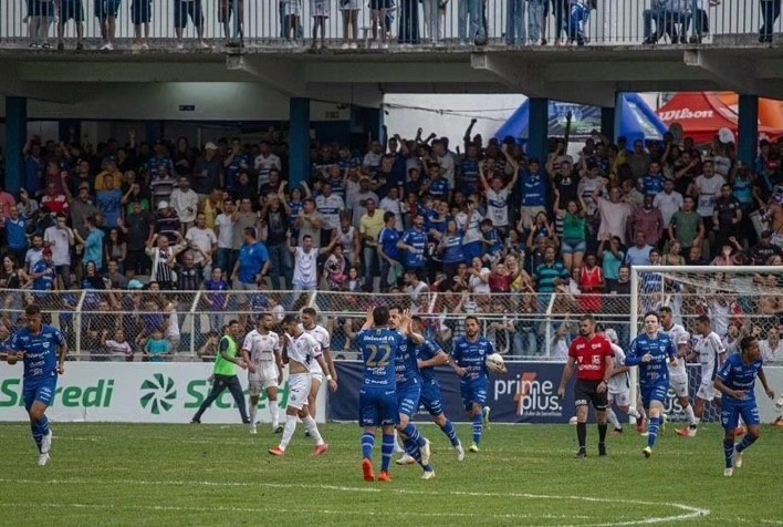 Aymorés de Ubá e Nacional de Muriaé se enfrentam neste sábado pelo Módulo II do Mineiro