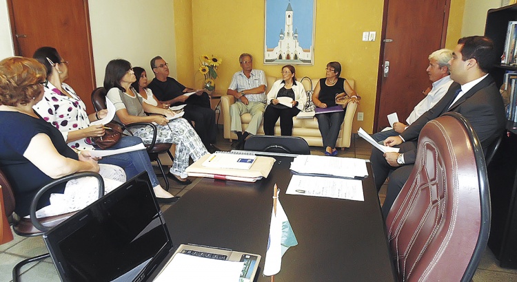 Executivo e CMDCA discutem atendimento de menores e adolescentes