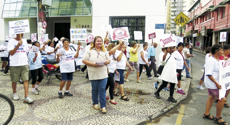 Programa da Terceira Idade contra a dengue