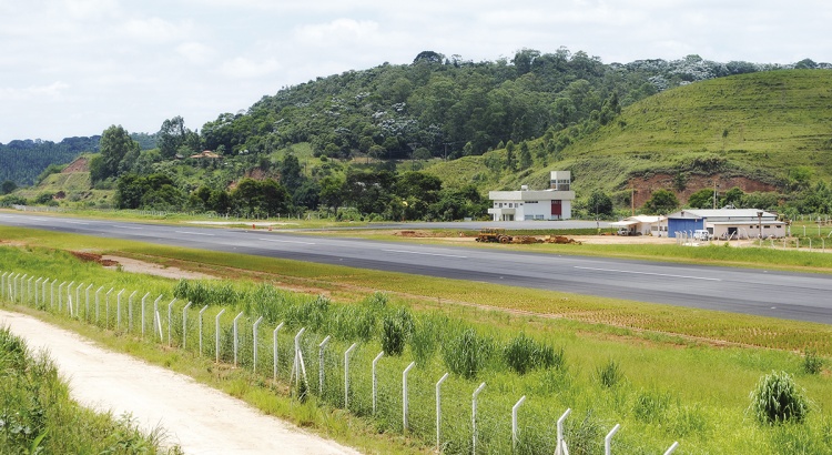 Prefeitura assumirá aeroporto de Viçosa