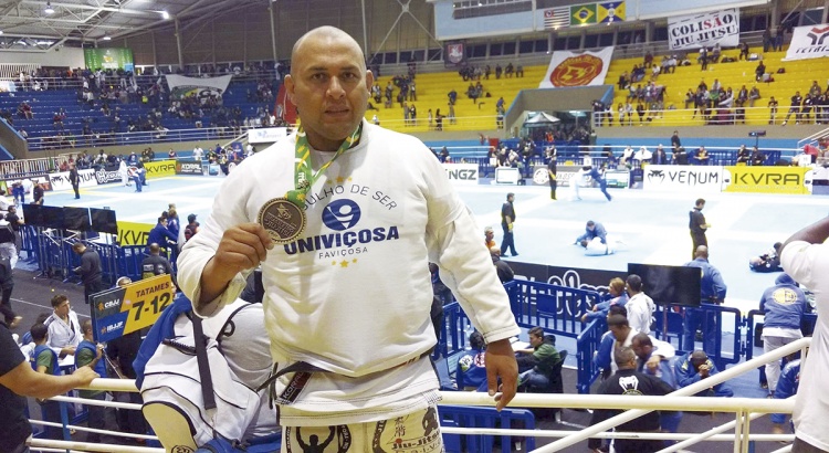 Boi sobe no pódio Brasileiro de Jiu-Jitsu