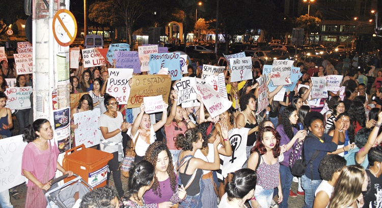 Mulheres contra a violência