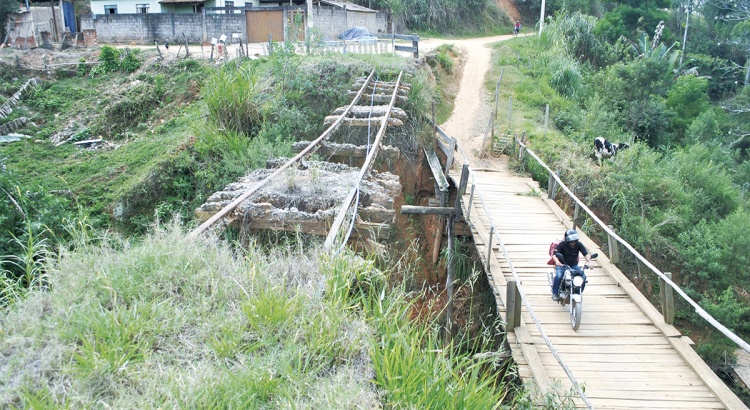 Prefeito anuncia início de quatro obras em Viçosa