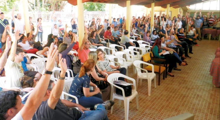 Professores da UFV estão em “estado de greve”