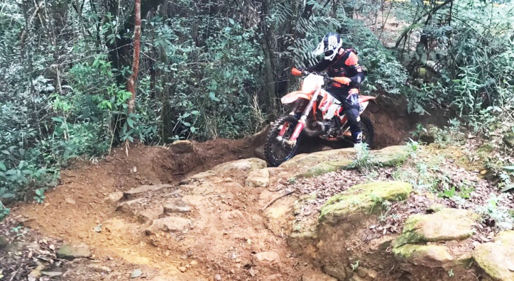 Pelminho assume liderança do Campeonato Brasileiro de Enduro FIM