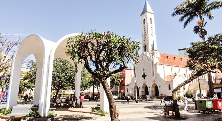 Prefeitura abre concurso para escolha do melhor projeto de requalificação da Praça Silviano Brandão