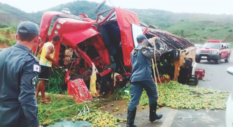 Motorista morre em acidente na Serra de São Geraldo