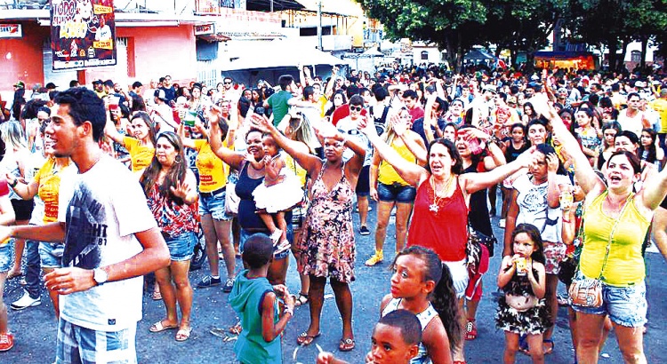 Carnaval em Viçosa só de blocos, mas na região a animação é total 