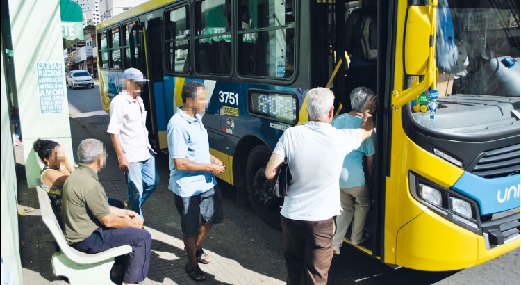 Vereador denuncia maus tratos a idosos no transporte público