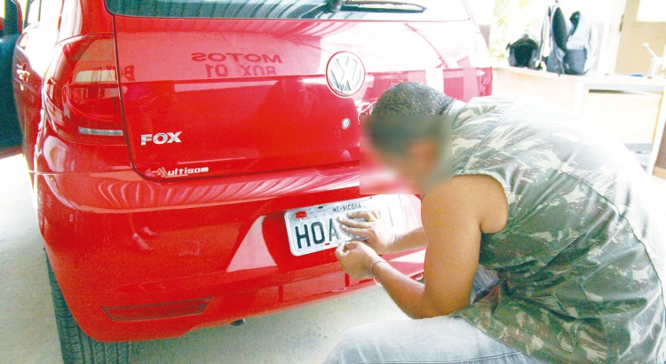Cartel das placas de veículos é denunciado em Viçosa