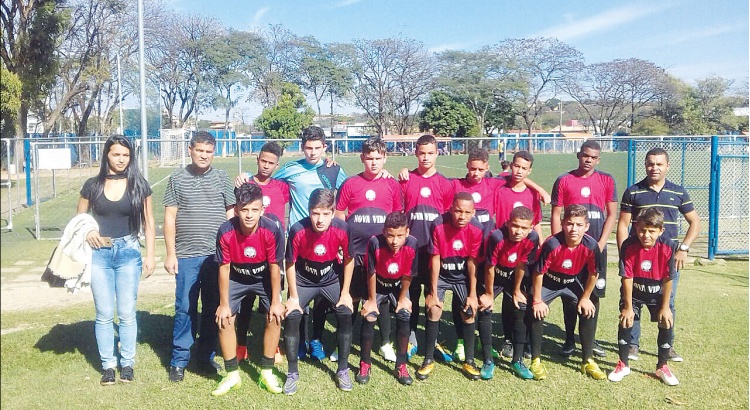 Nova vida ganha do Cruzeiro em BH