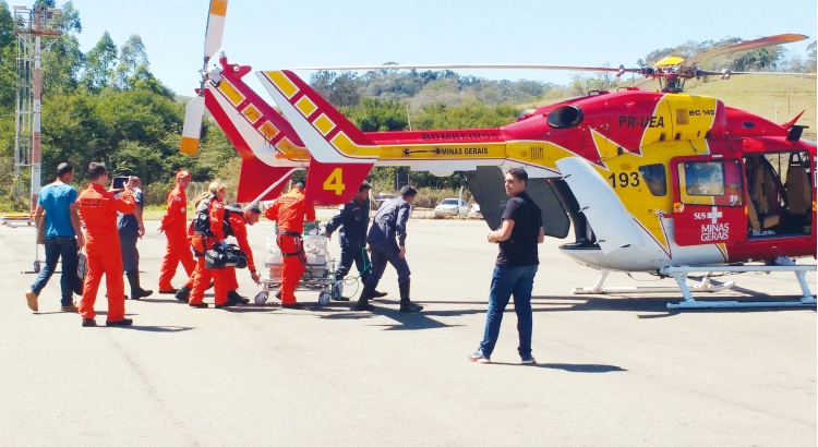 Recém-nascido é transferido de helicóptero para Belo Horizonte