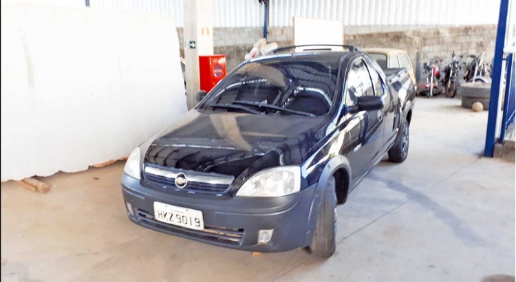 Polícia Militar localiza carro furtado no centro de Viçosa