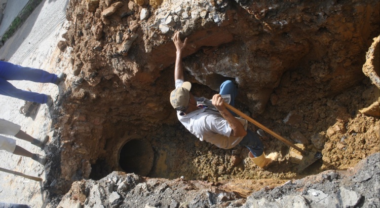 Prefeitura faz obras na Medina Floresta