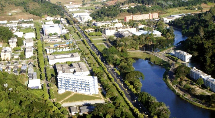 Questionado na justiça o pagamento por curso de pós-graduação lato sensu na UFV