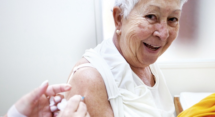 Campanha contra gripe em Viçosa