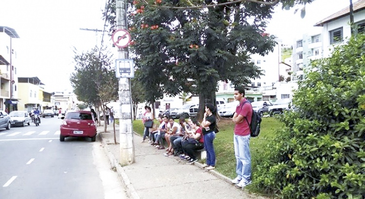 Transporte coletivo - Vereadores sugerem medidas legais para construção de abrigos