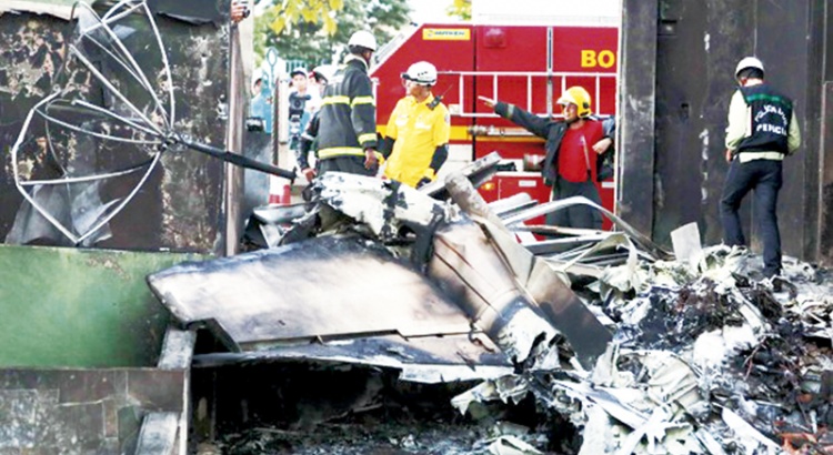 Avião de pontenovense cai em Belo Horizonte e mata três